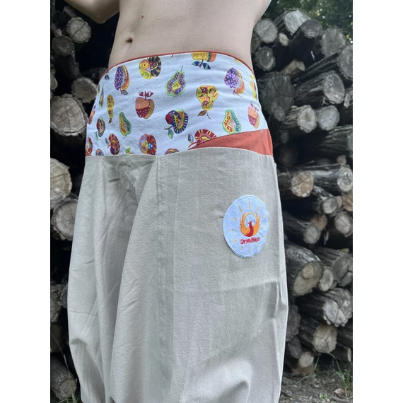 FairyGarden (alma/körte mintás, drapp női pamut térdnadrág)