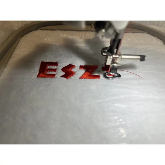 PersonalMonogram (névre szóló egyedi hímzés)