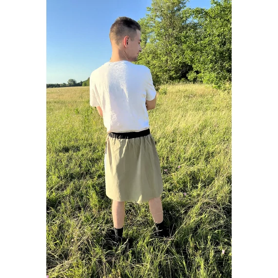 Vigyázz, kész, Nyuszi! (khaki zöld, mintás, gumis derekú pamut férfi szoknya zsebbel)