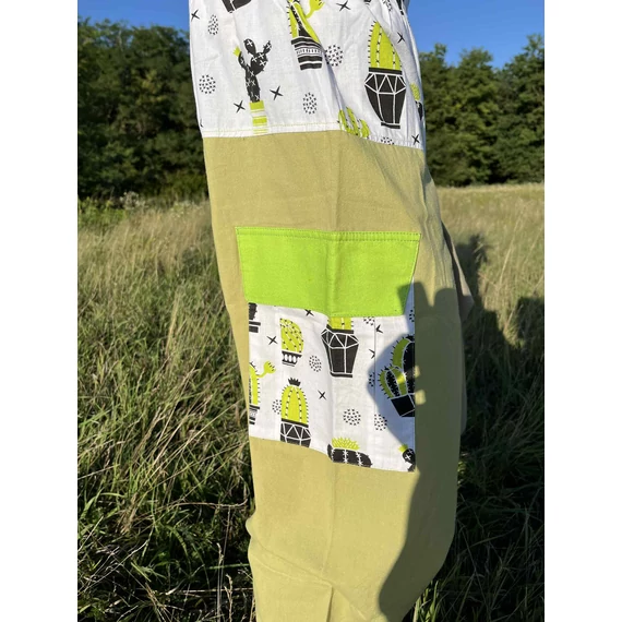 SpikyWest (zöld, kaktusz mintás férfi pamut nadrág zsebbel)