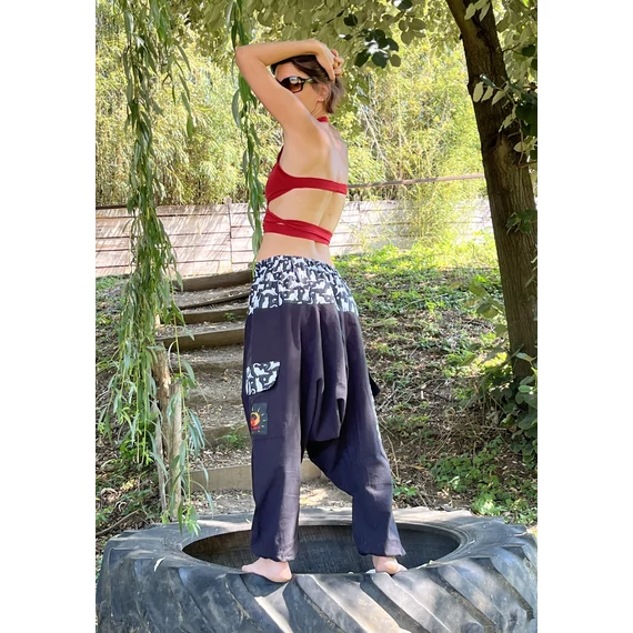 WhiteCat (fehér cica mintás, fekete női pamut nadrág)